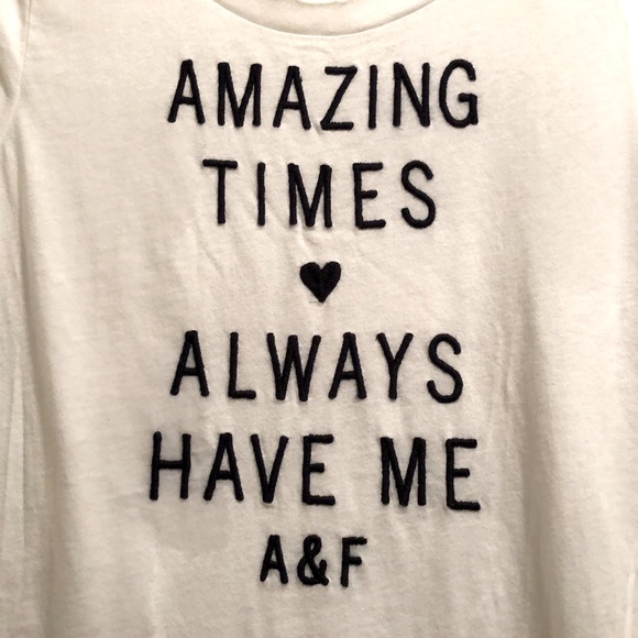 NWT HTF RARE VINTAGE Abercrombie & Fitch “Amazing Times Always Have Me” Top. - Picture 2 of 10
